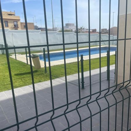 Piso Coqueto Chiclana Apartment Chiclana de la Frontera Bagian luar foto